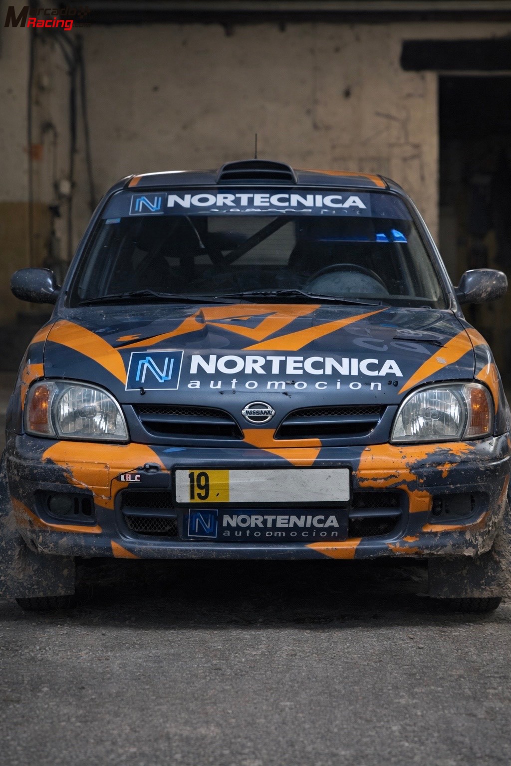 Se alquila nissan micra