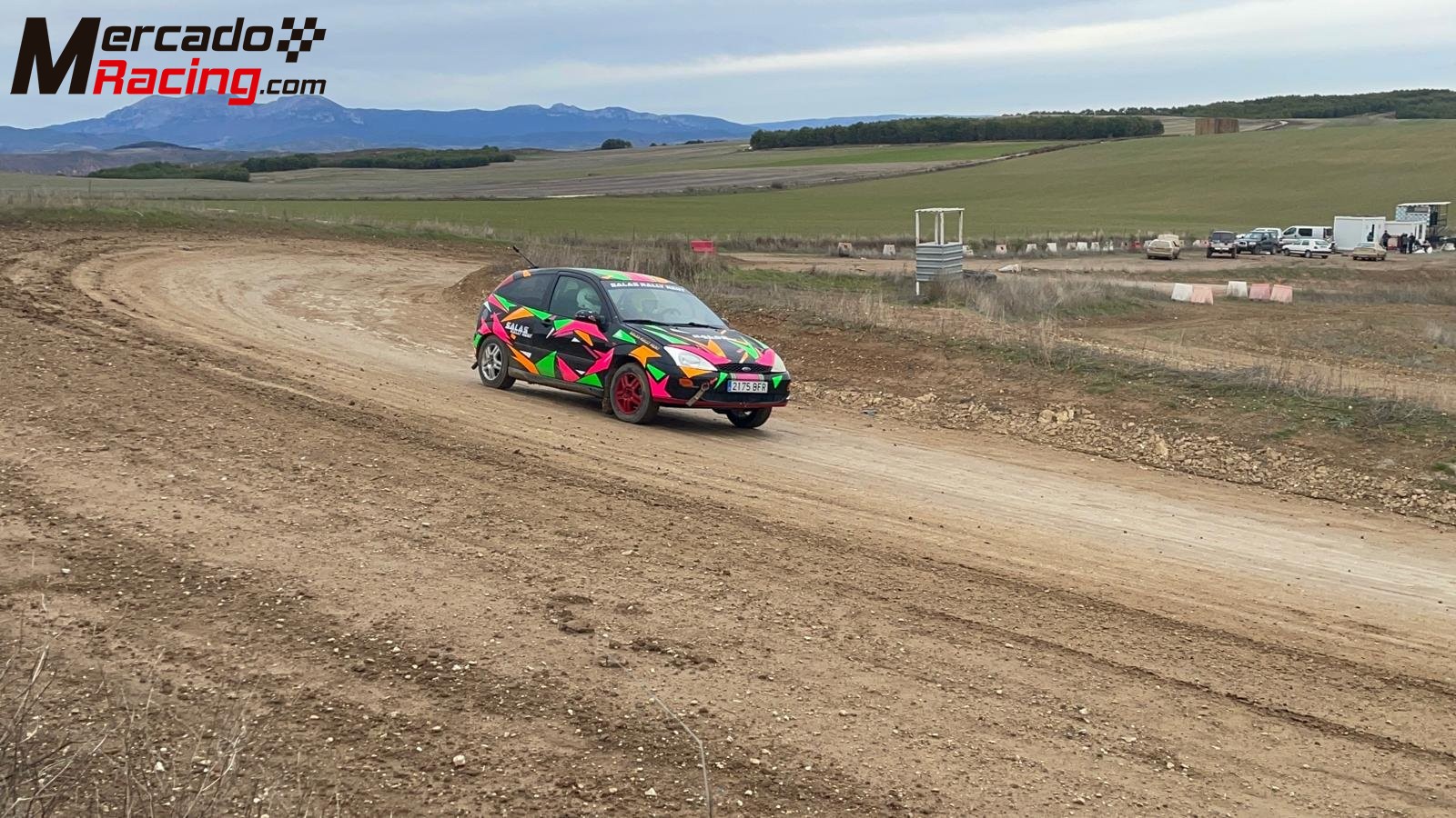 Ford focus tierra o asfalto 
