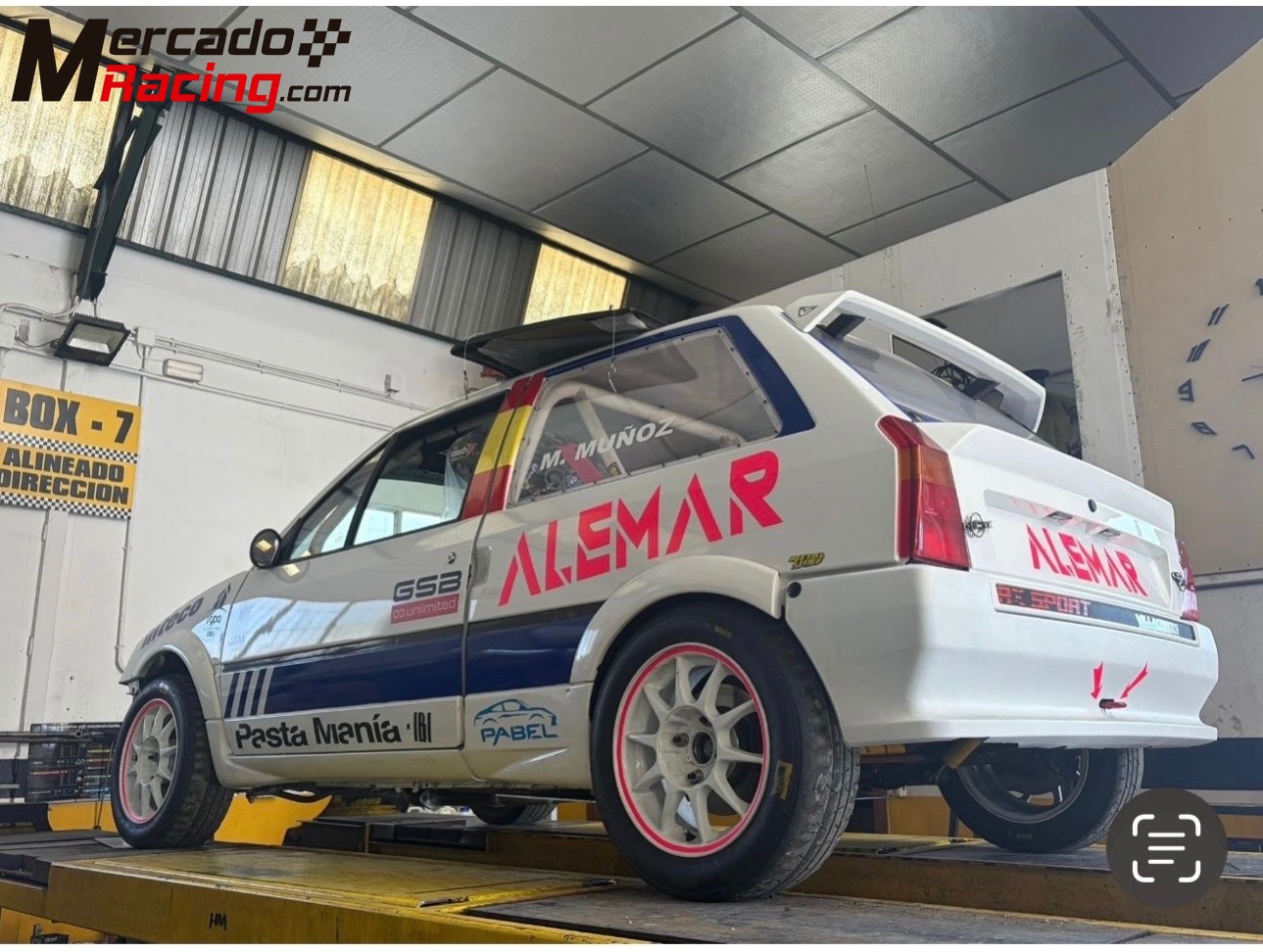 Se alquila citroen ax  a1/2 +
