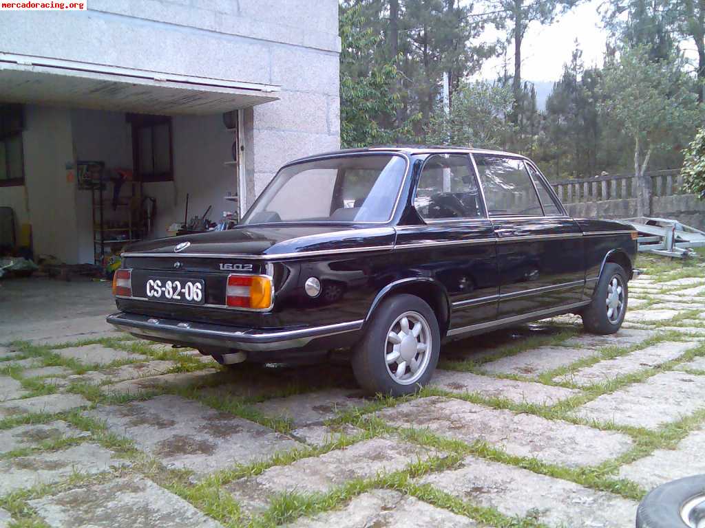 Bmw 1602 restaurado.