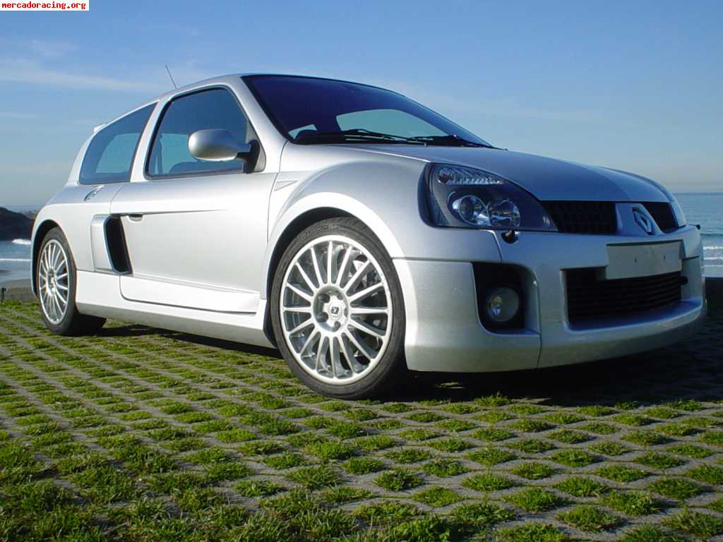 Renault clio 3.0 v6 renault sport 255cv 3p.