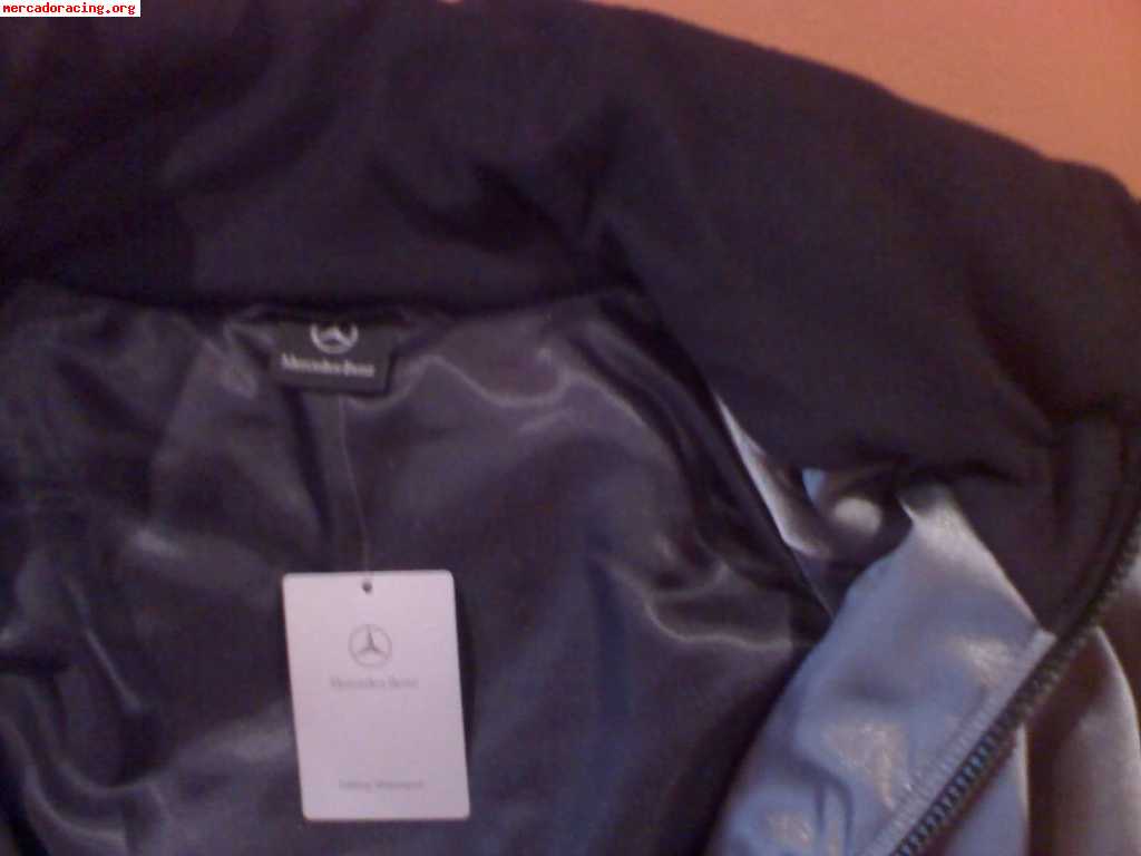 Vendo anorak mercedes benz f 1