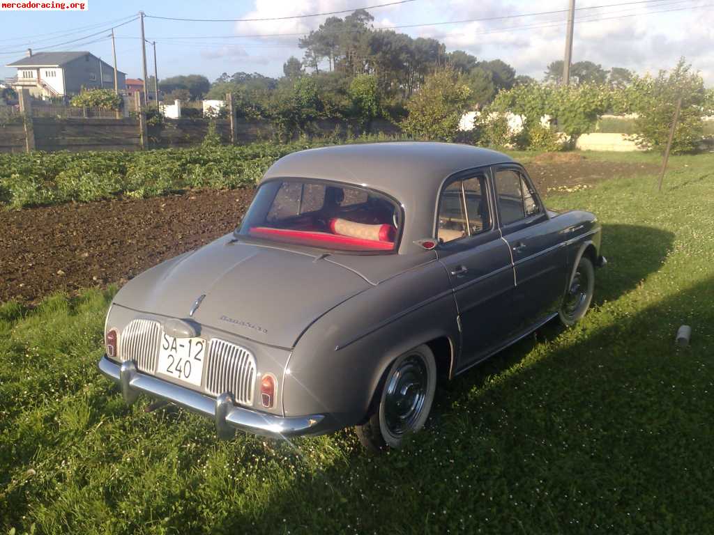 Vendo renault dauphine