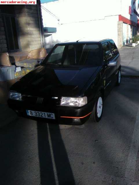 Vendo fiat uno turbo exelente estado 