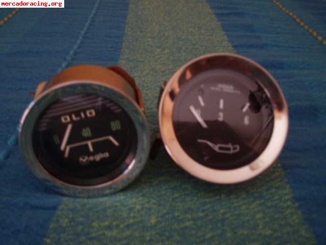 Relojes adicionales para coches clasicos