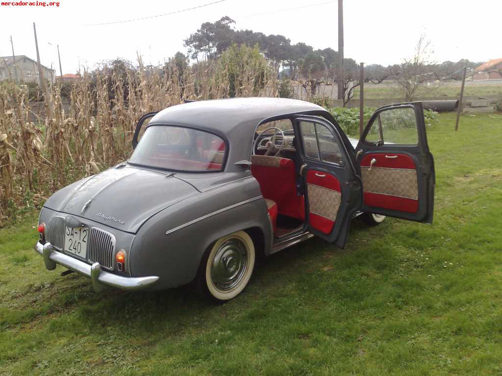 Se vende renault dauphine 1961