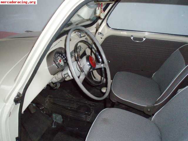 Seat 600n del 62, lo entrego como pago en parte mas 1200€ po