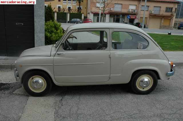 Se vende seat 600 d 