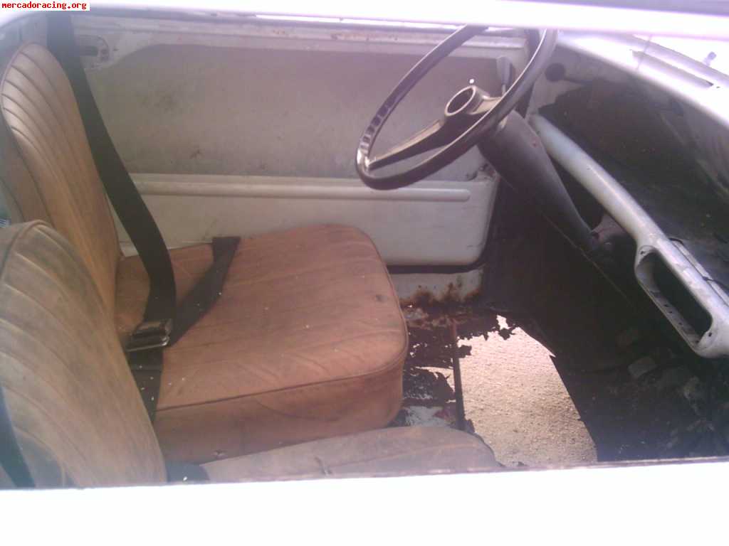Mini van 850c.c. 