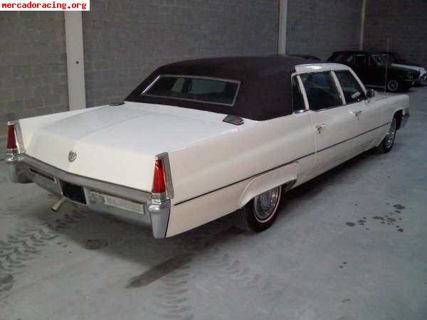 Cadillac limousine 1969