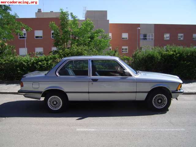 En venta bmw e-21 coupé.................1300 €