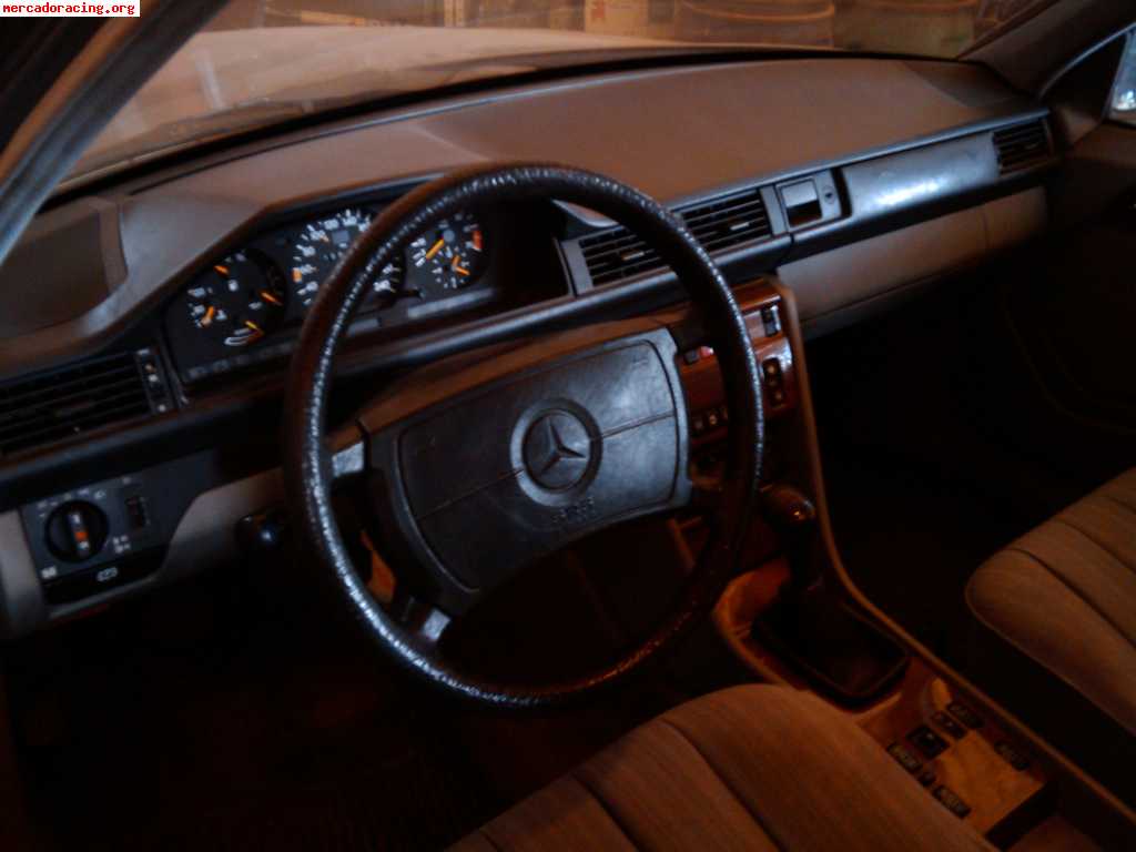 Mercedes-benz 300 e 4matic w124