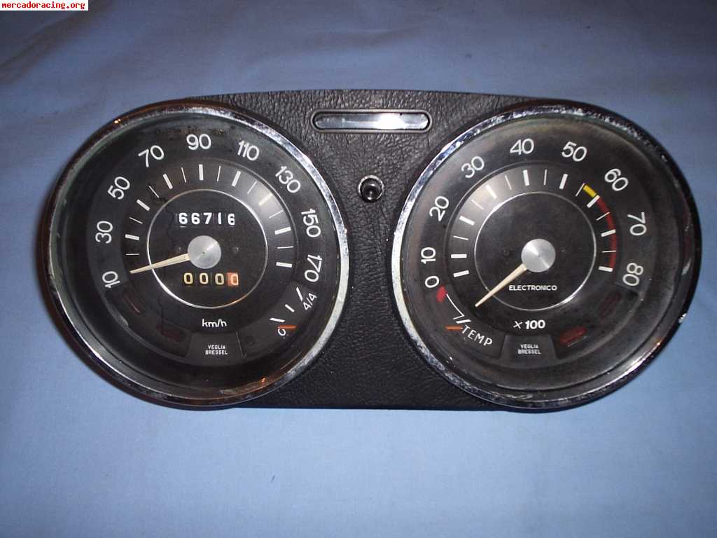 Vendo cuadros de relojes de seat 124 fl y 1400c