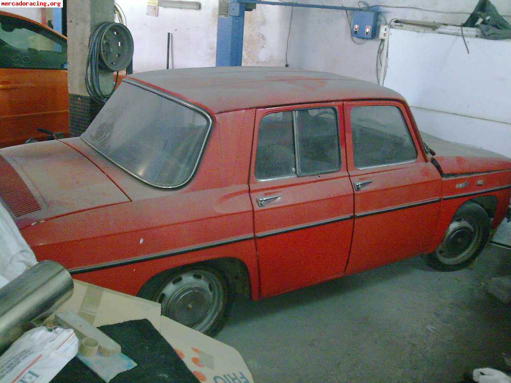 Renault 8