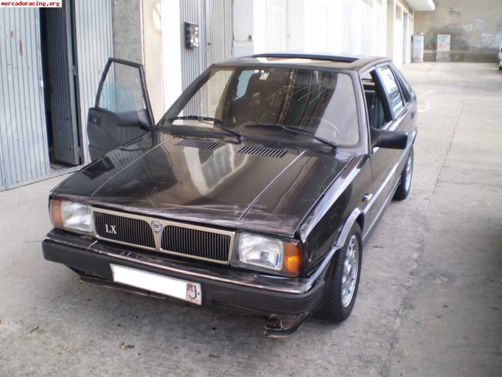 Lancia delta hf turbo