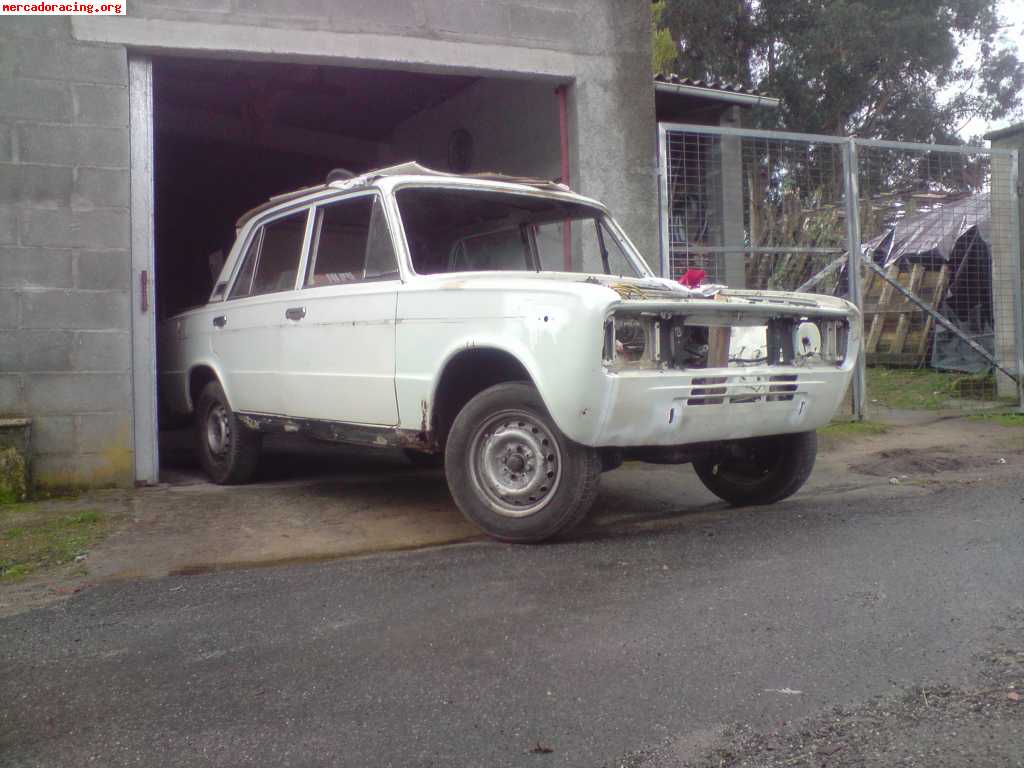 Vendo carroceria 124