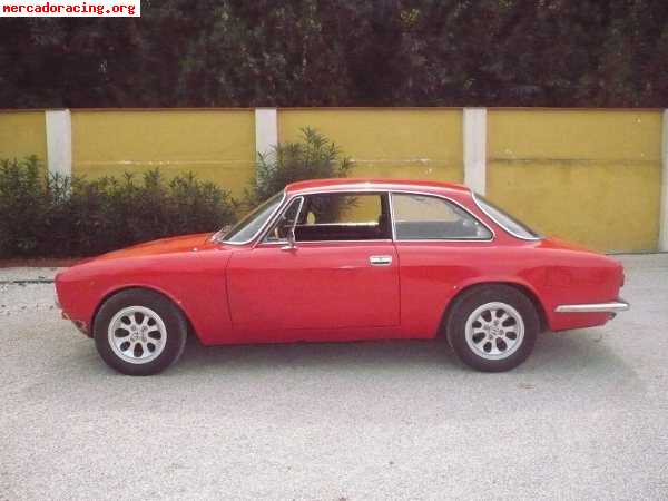 Alfa romeo gt bertone del 75