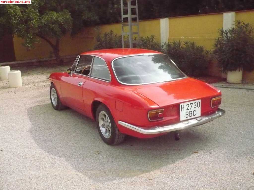 Alfa romeo gt bertone del 75