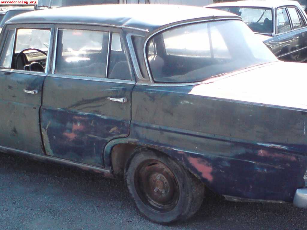 Mercedes 220d año 1968 funcionando con informe favorable par