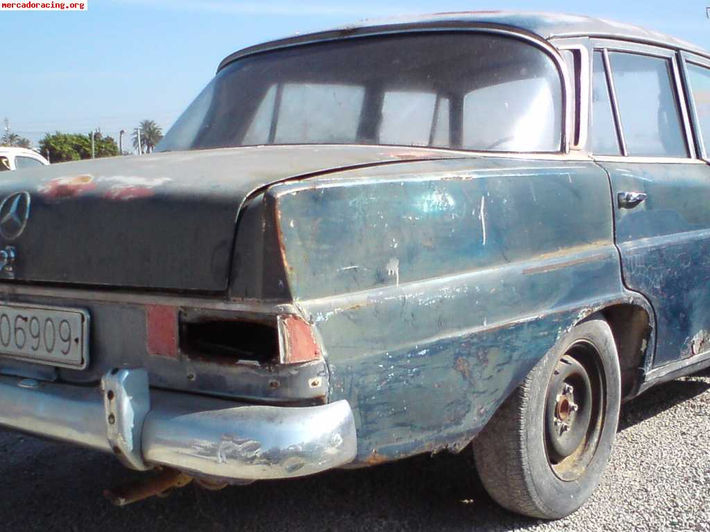 Mercedes 220d año 1968 funcionando con informe favorable par