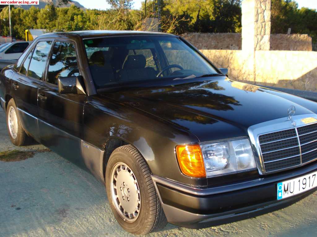 Mercedes 300 e 24  de coleccionista precioso recien restaura