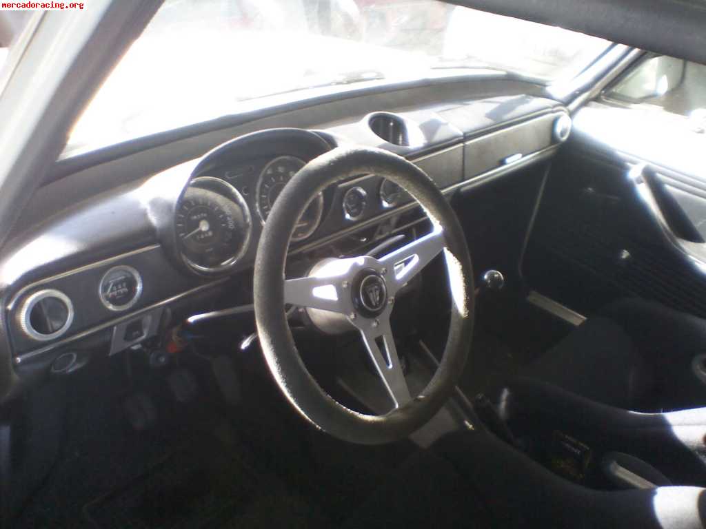 Seat 124 motor 2000