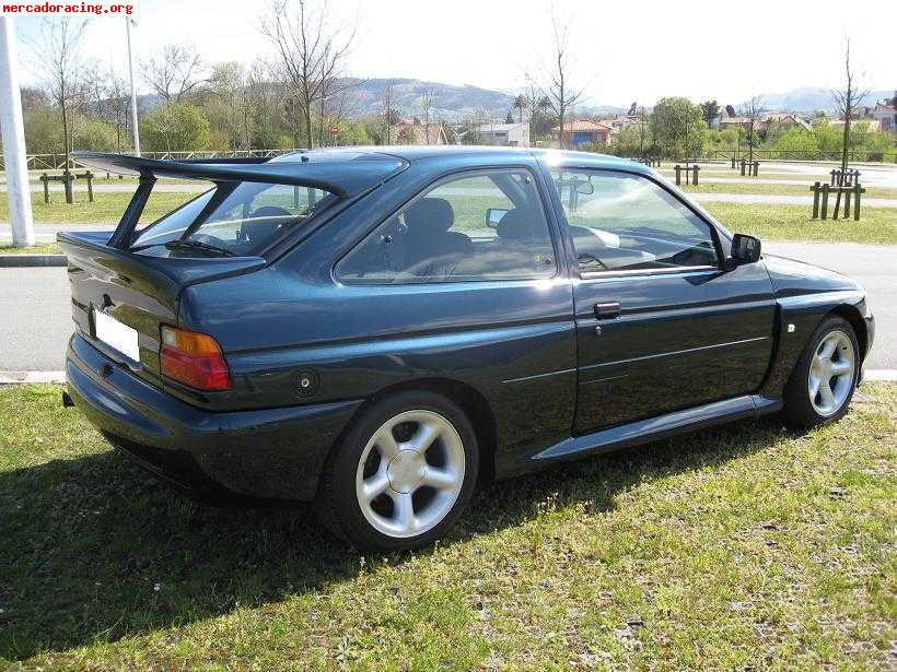 Ford escort rs cosworth !!!