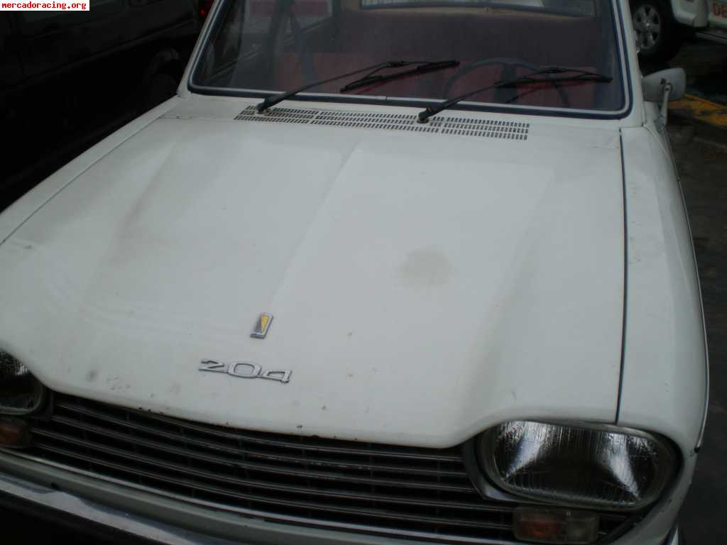 Se vende despiece de peugeot 204 4 puertas