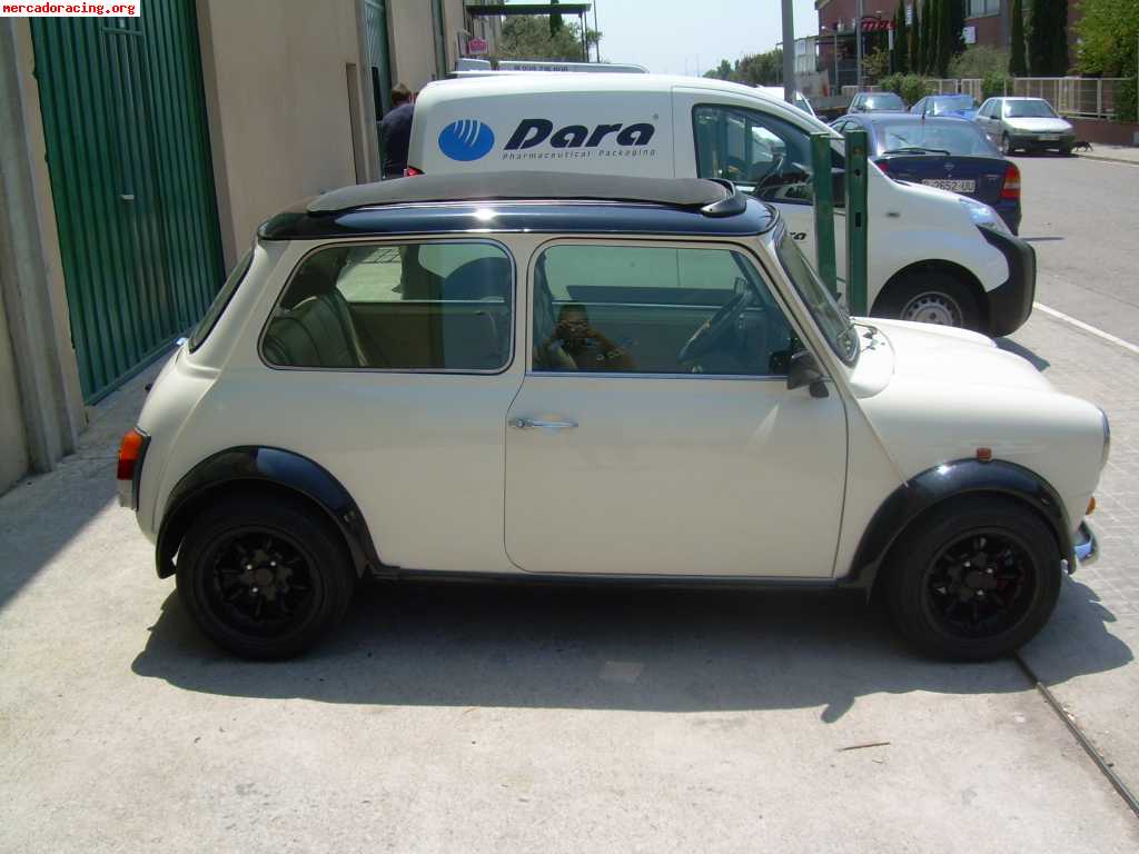 Mini 1300 injeccion con techo corredero (cambio)