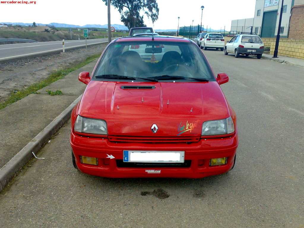 Clio 16v de capricho