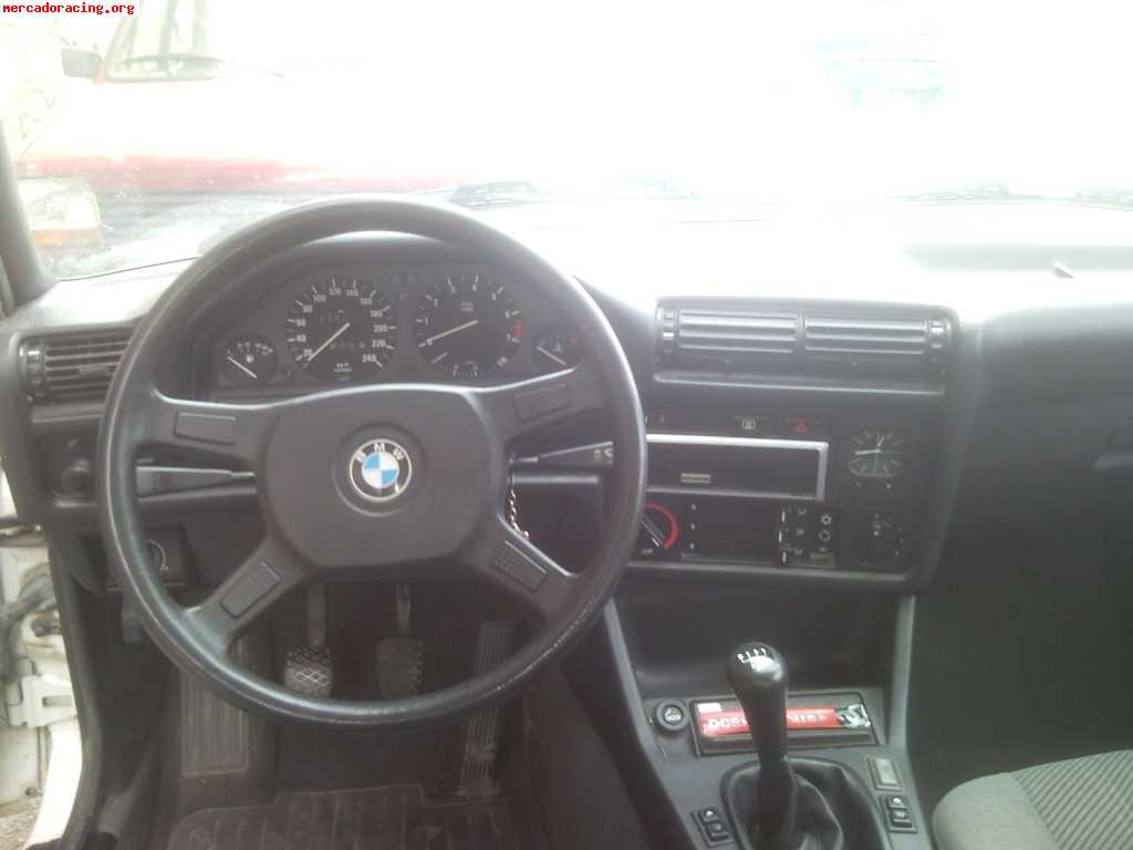 Bmw 320i  e30