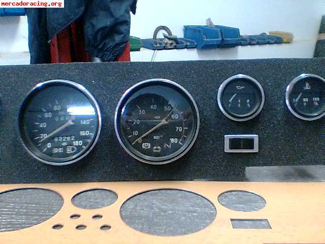 Tablero de r8,aireadores de r8 gordini y relojes de lada.