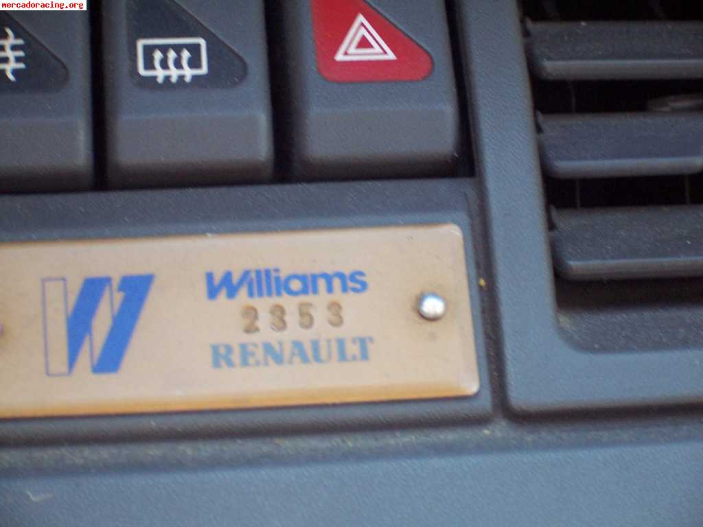 Clio williams