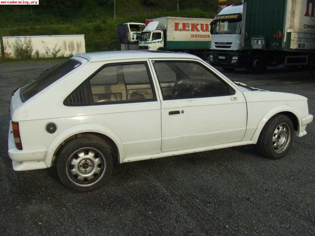 Se vende o se cambia opel kadett gte