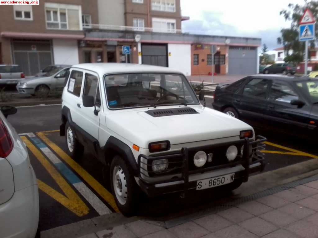 Se vende lada niva perfecto estado de conservaccion,43000kms