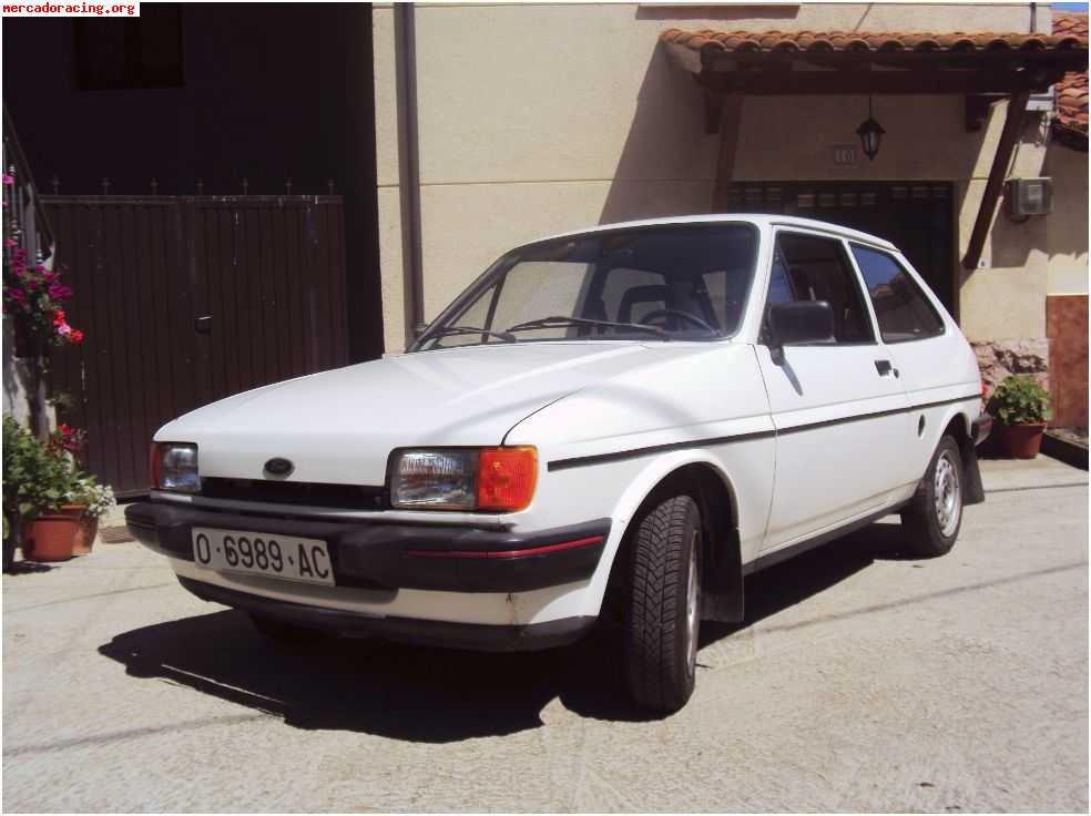 Venta ford fiesta 0.9 año 84 93000 kilometros relaes, muy cu