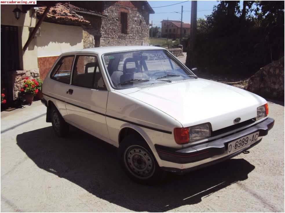 Venta ford fiesta 0.9 año 84 93000 kilometros relaes, muy cu