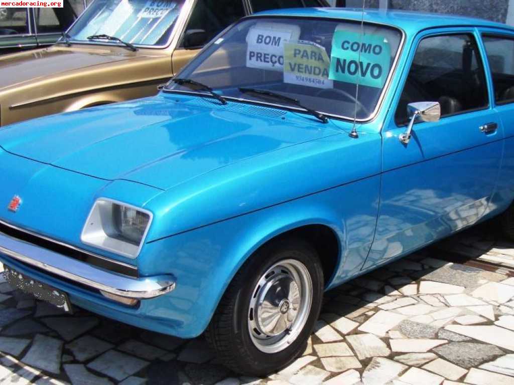 Se vende varios coches classicos: vauxhall, wolseley, fiat, 