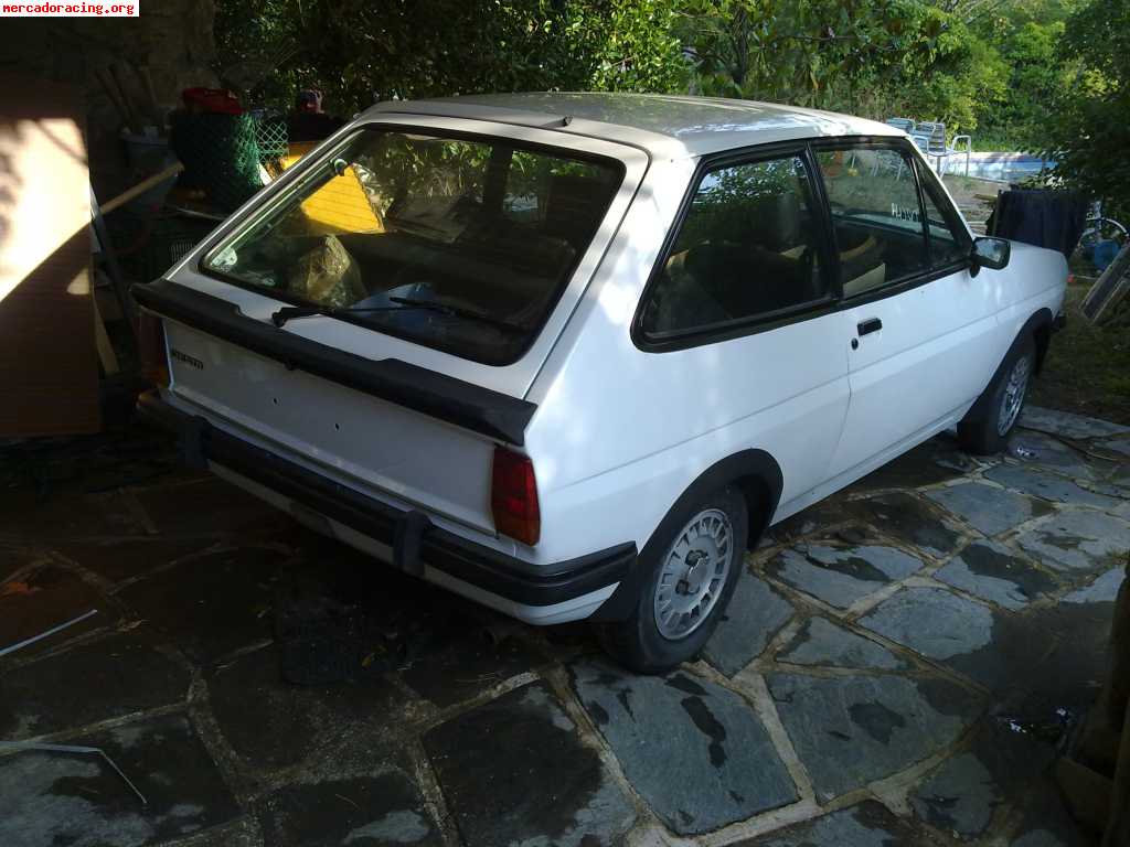 Ford fiesta mk1 recien pintado 950€