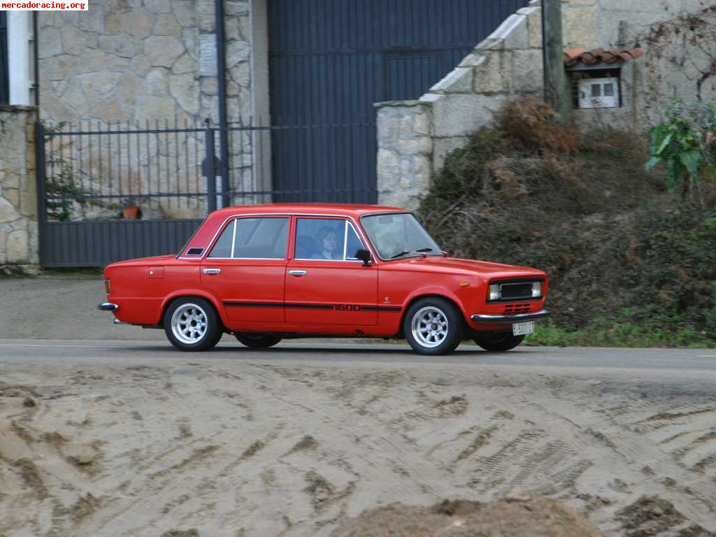 Se vende o se cambia escucho todo tipo de ofertas seat 124 1