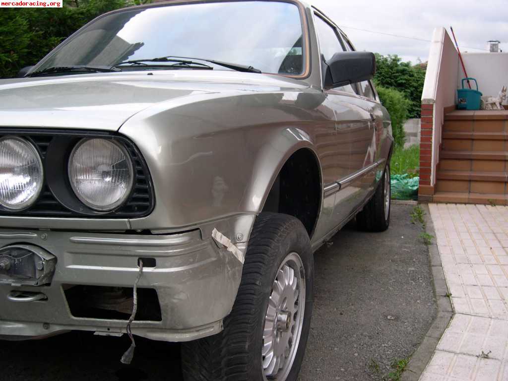 Vendo carroceria bmw 323i año 83 coupe