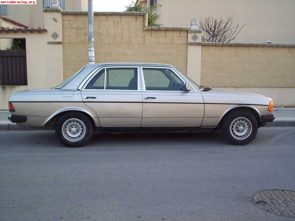 Mercedes benz 300d w123  año 82