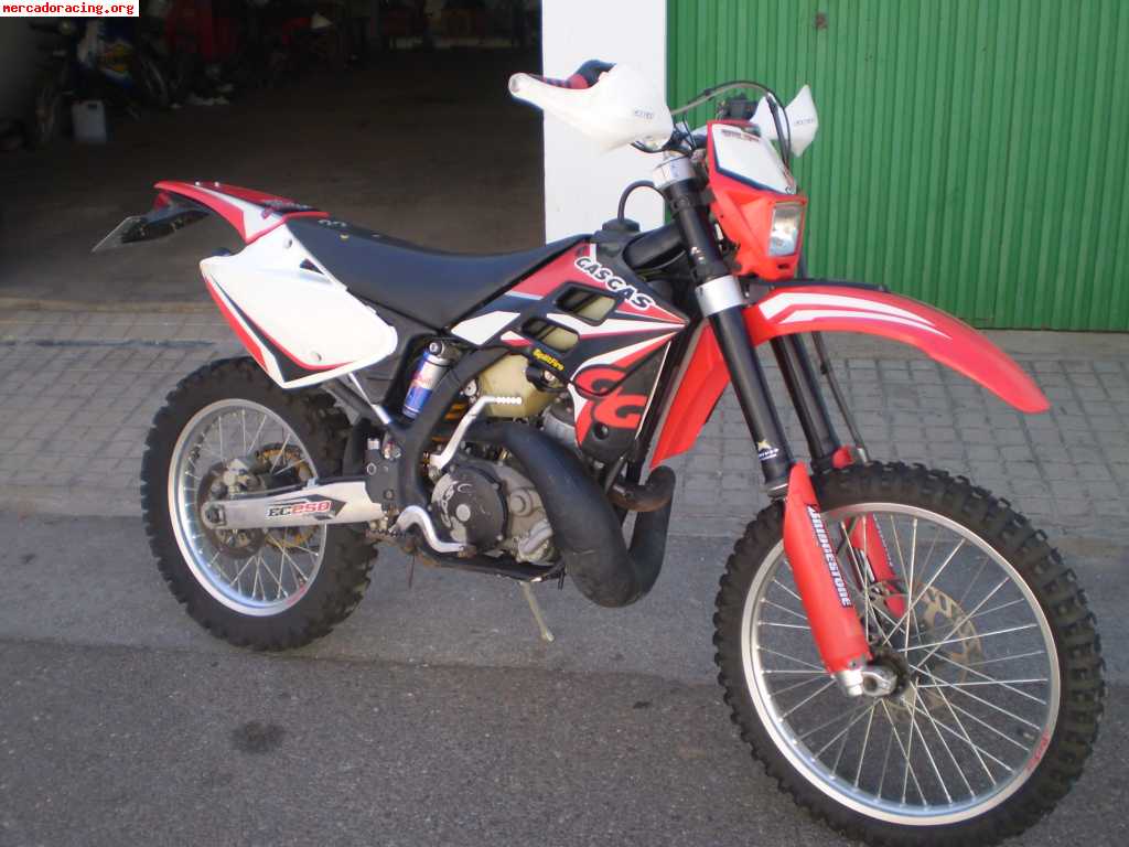 Vendo o cambio gas gas ec 250 2t del 2006