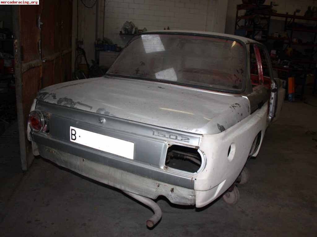 Bmw 2002 - 1502 para restaurar