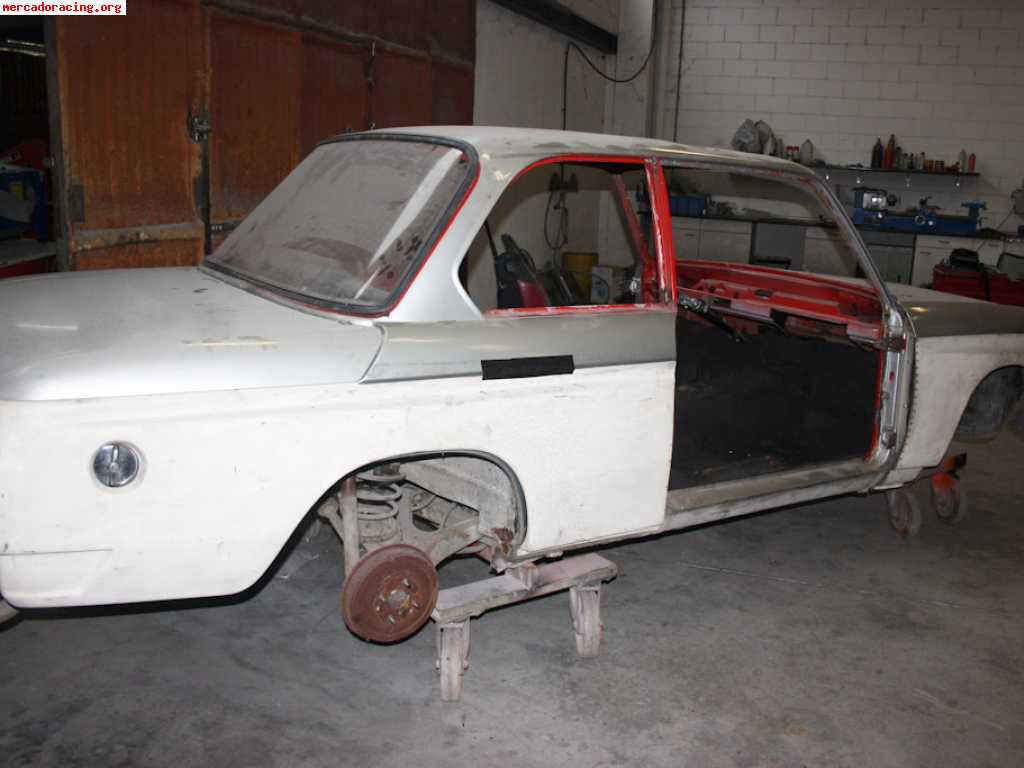 Bmw 2002 - 1502 para restaurar