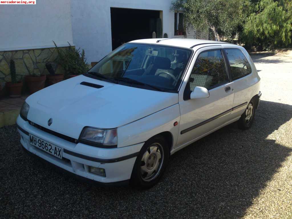 Se vende renault clio 16v sin catalizar.