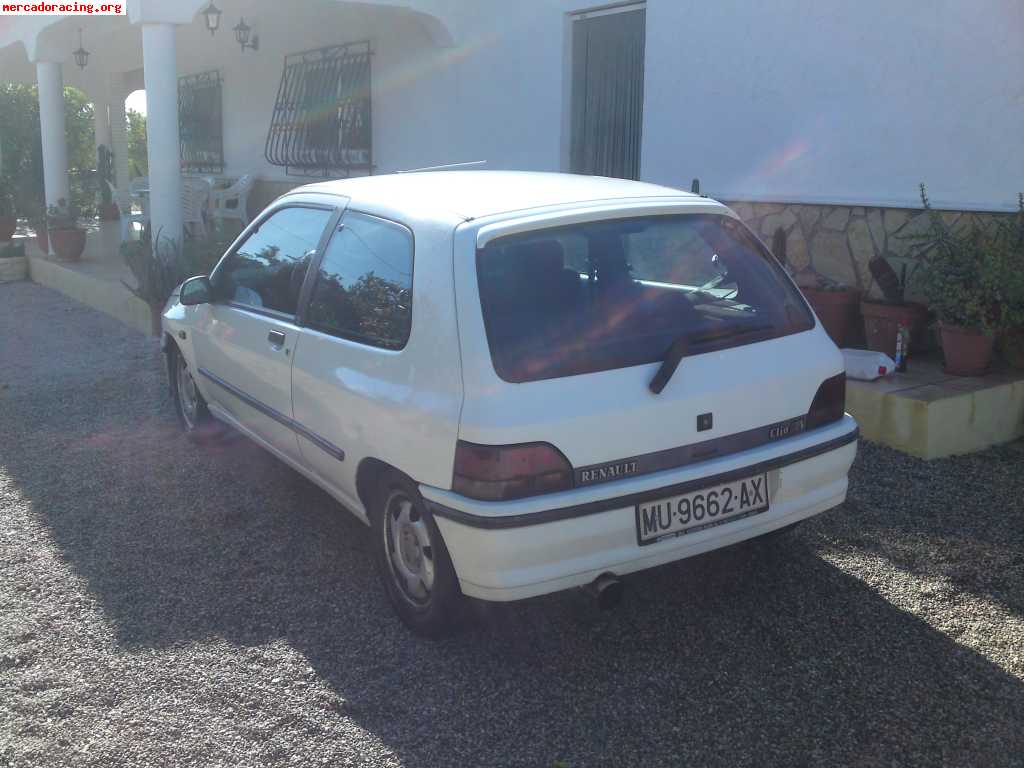 Se vende renault clio 16v sin catalizar.