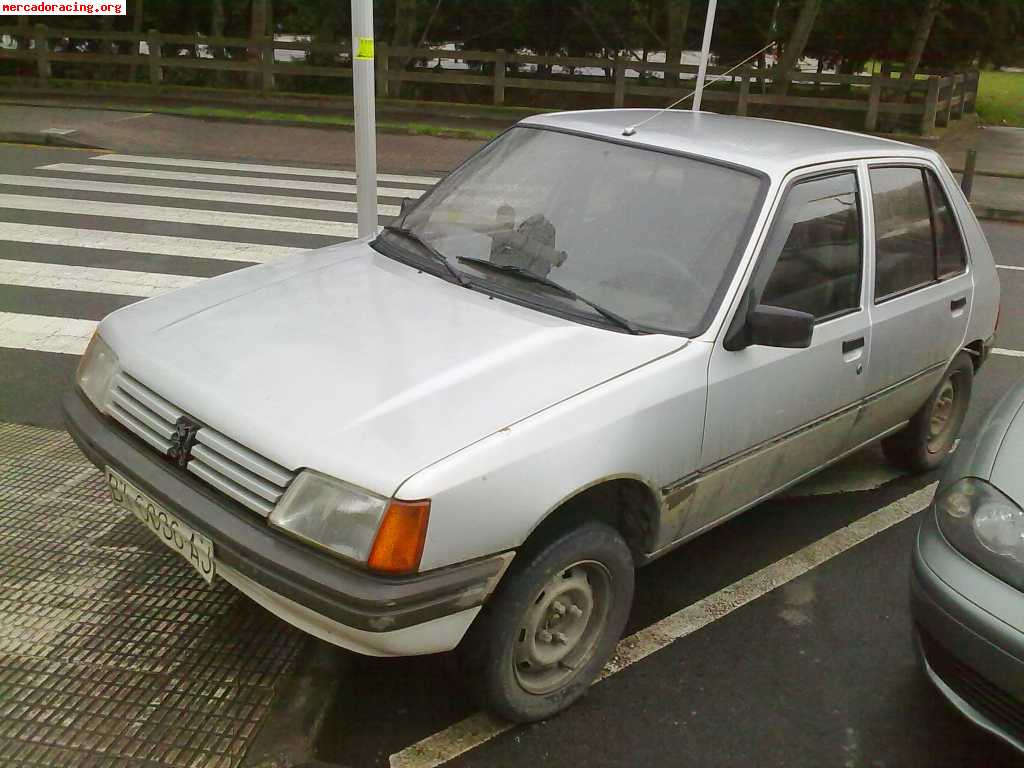 Peugeot 205 clasico