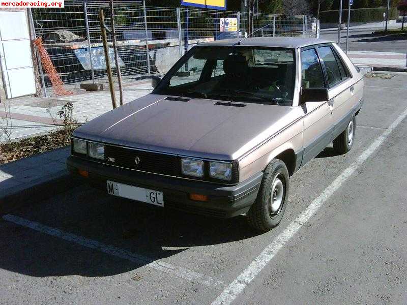 Se vende renault 11 tse