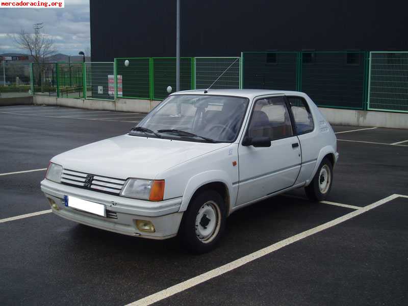 Peugeot 205 1.3 rallye de origen 1999€!!